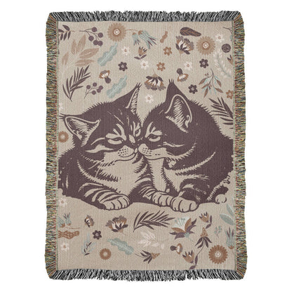 Snuggling Kitties – Cozy Cat Lovers | Woven Blanket