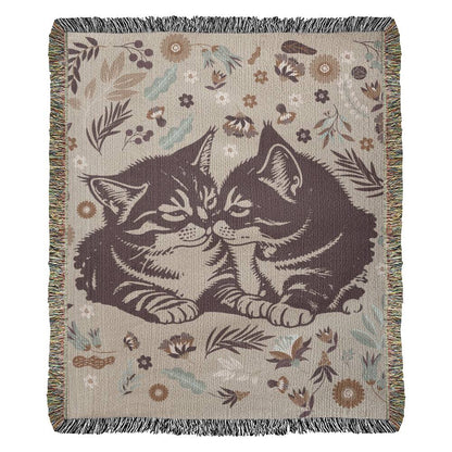 Snuggling Kitties – Cozy Cat Lovers | Woven Blanket