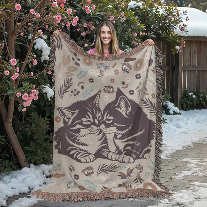 Snuggling Kitties – Cozy Cat Lovers | Woven Blanket